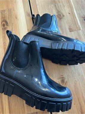 SANMM Black Glossy Chelsea Rain Boots Chunky Lug Sole EU 36